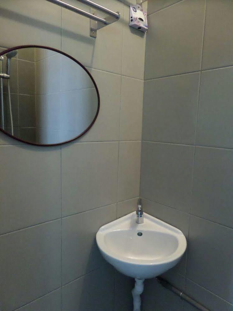 The Bunk By Olive Hostel Malacca ภายนอก รูปภาพ